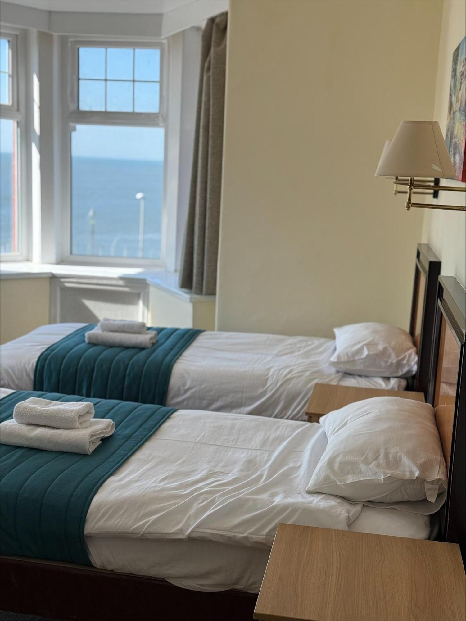 The Savoy Hotel (Adults Only) Blackpool Eksteriør bilde